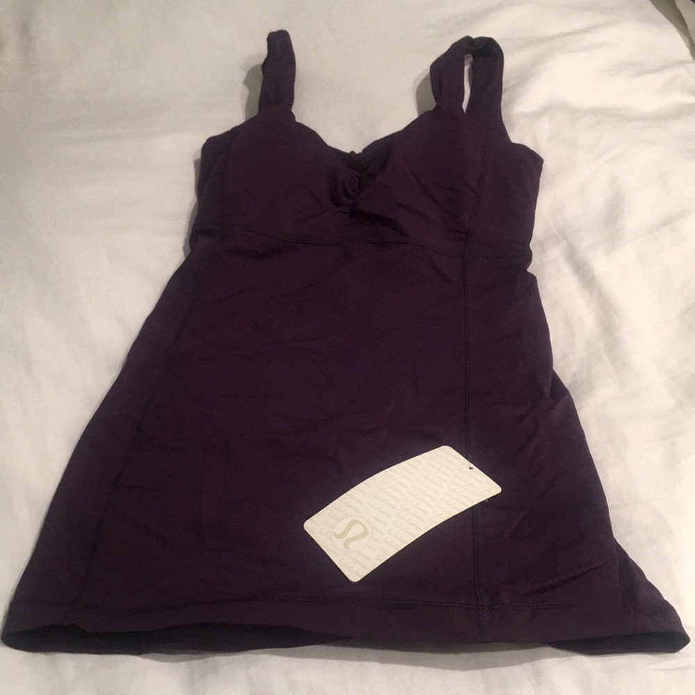New lululemon workout tank